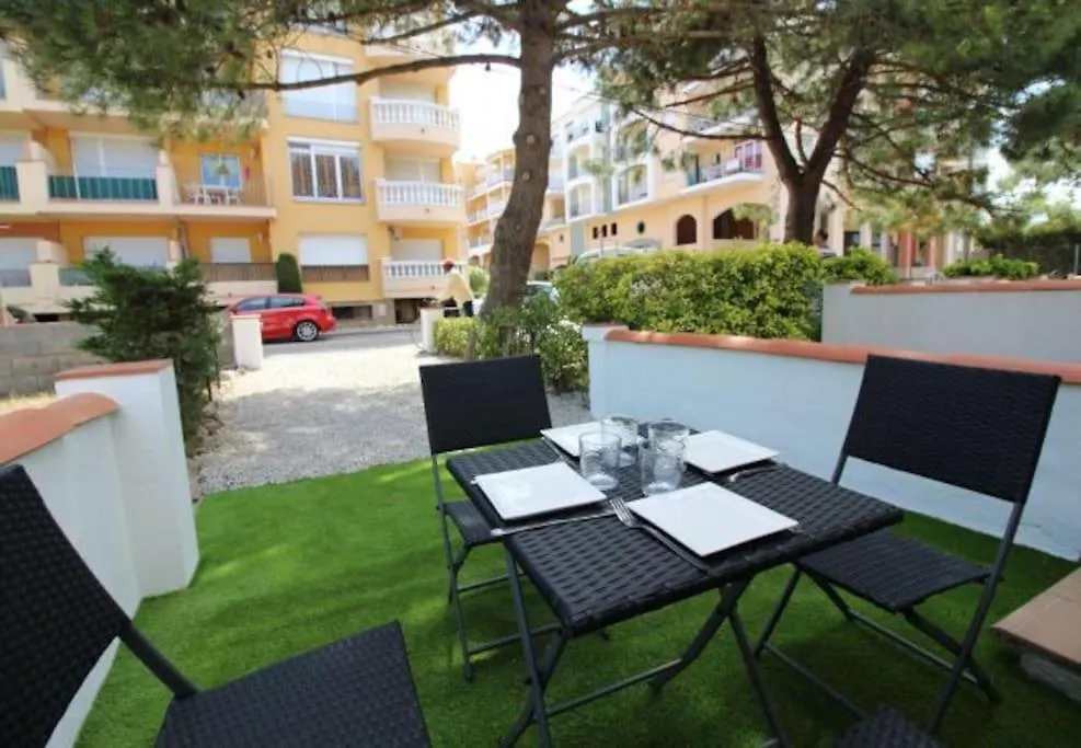 Appartement Situe A 100 M De La Plage Empuriabrava