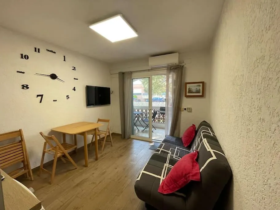 Appartement Situe A 100 M De La Plage Empuriabrava
