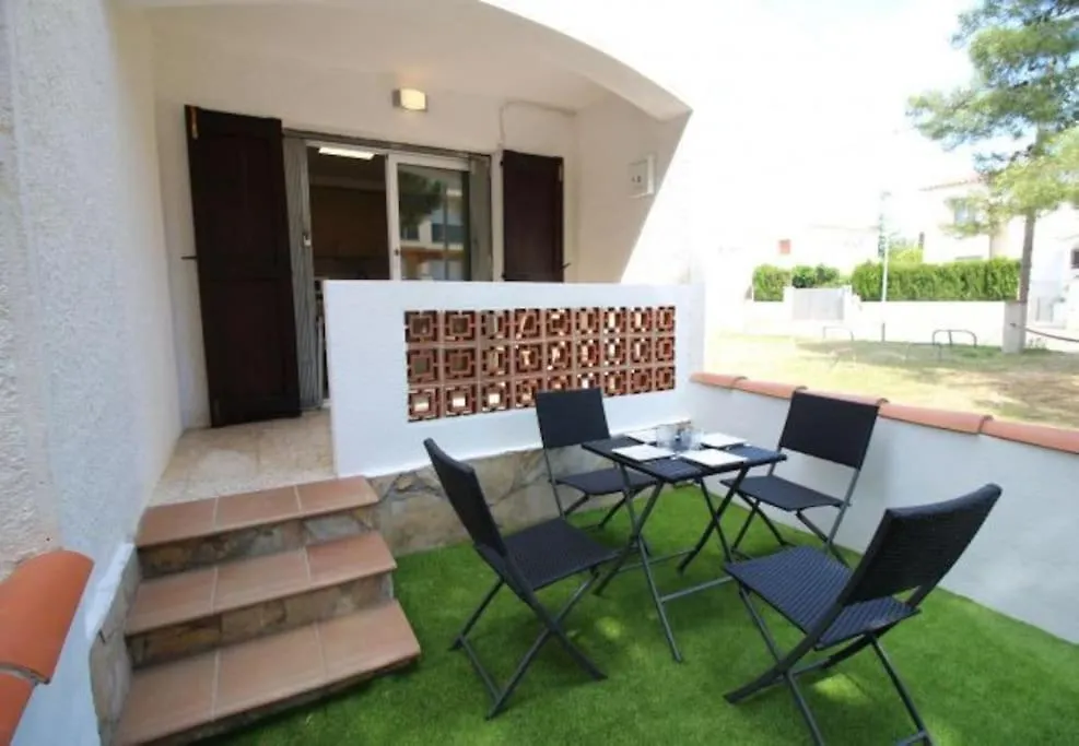 Appartement Situe A 100 M De La Plage Empuriabrava 0*,