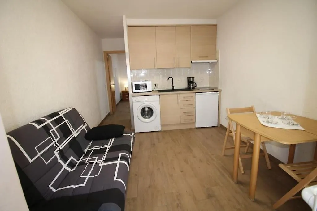Appartement Situe A 100 M De La Plage Empuriabrava