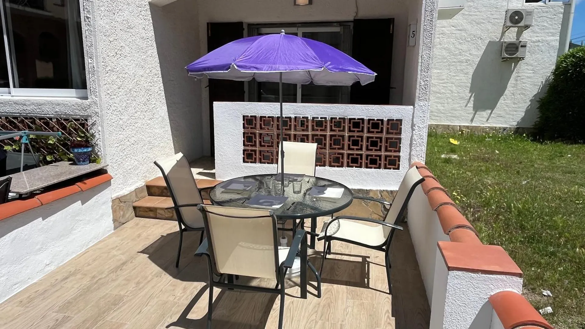 Διαμέρισμα Appartement Situe A 100 M De La Plage Empuriabrava